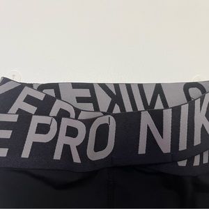 Black Nike Pro Leggings